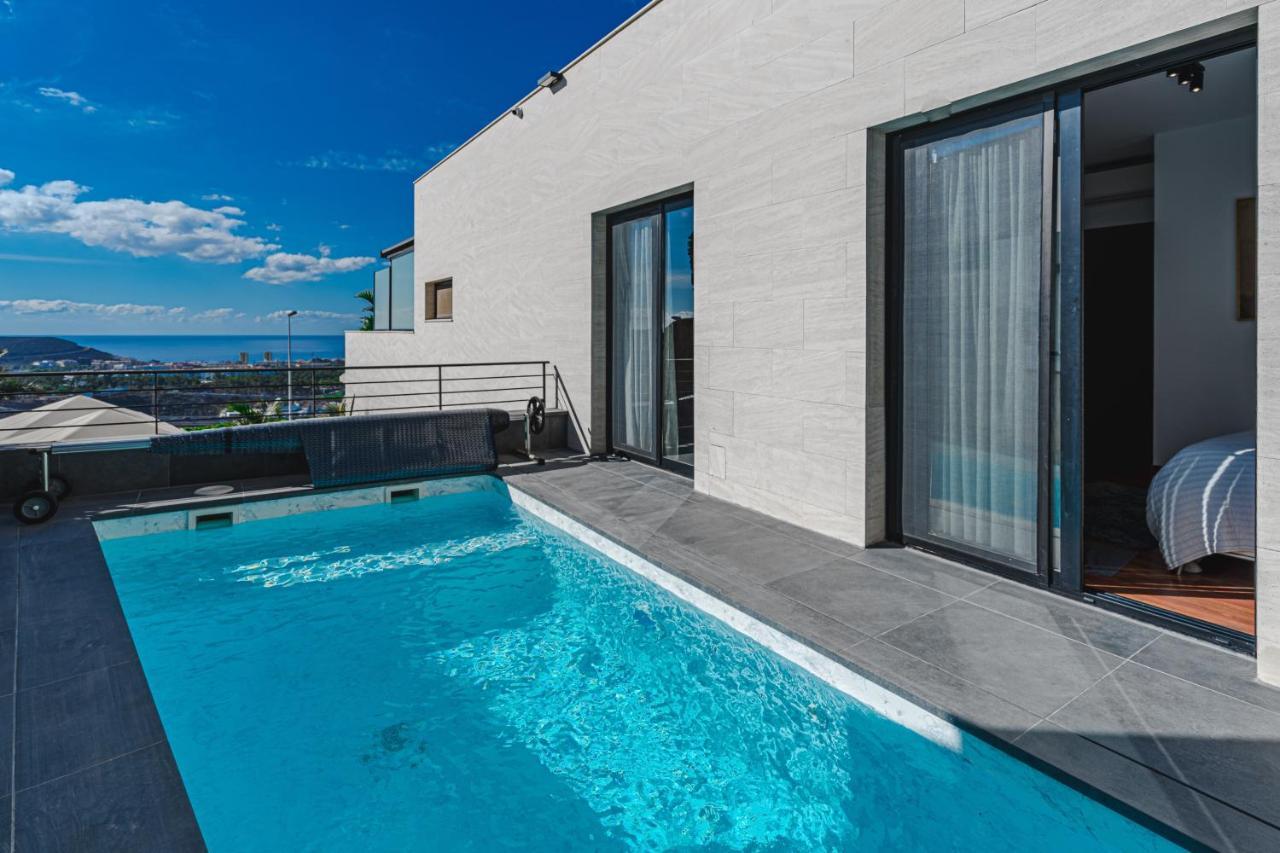 Laurel Villa With Heated Pool 阿德耶 外观 照片